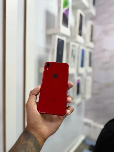 IPHONE XR 64GB RED<br>R$ 799,00