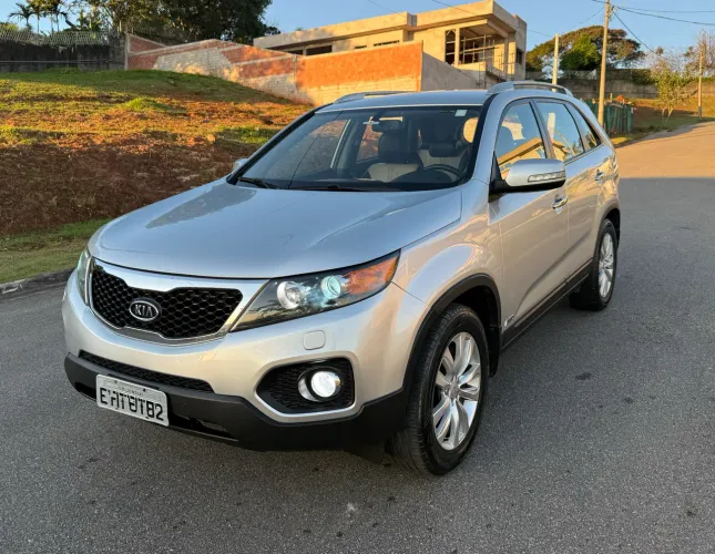 Kia Motors Sorento 3.5 V6 24V 278cv 4X4 Aut. 2012