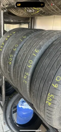 4 pneus 205/60-16