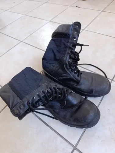 Vendo coturno tamanho 39