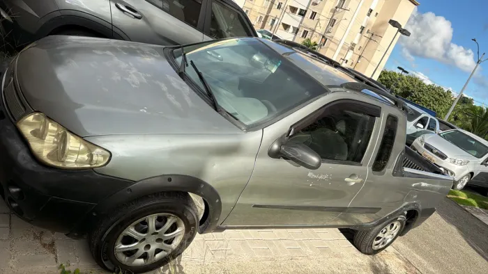 Fiat Strada Trekking 1.8 MPI Flex 8V CE 2005