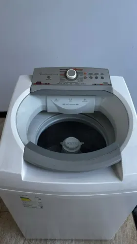 Máquina de Lavar Brastemp 11KG em Ótimo Estado