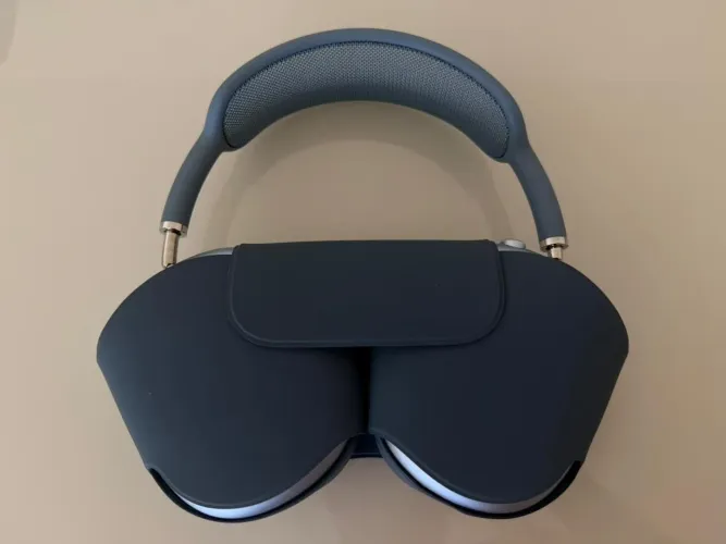 AirPods Max Blue