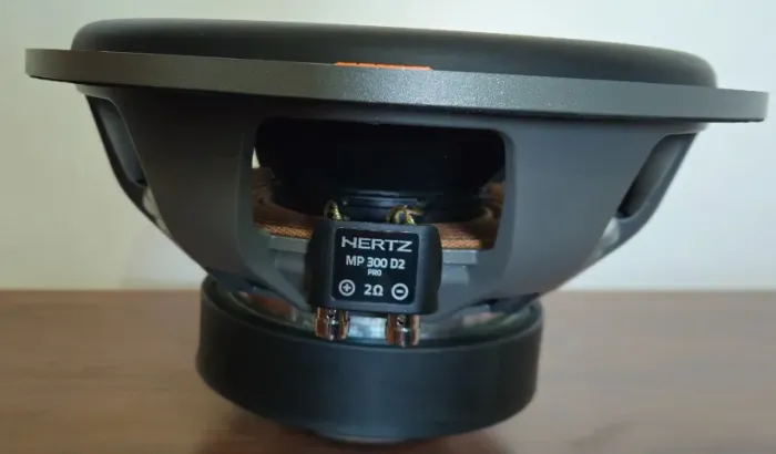 Subwoofer Hertz Mille Pro MP 300 D2 (12 Polegadas)