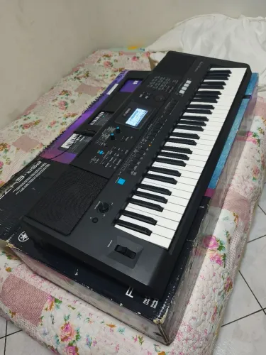 Yamaha psr-e473