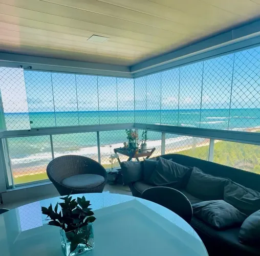 Apartamento exclusivo em Guaxuma frente mar