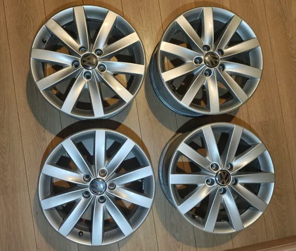 Rodas Originais VW Jetta Variant 5x112 Aro 17 Tala 7 - excelente estado
