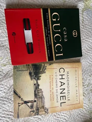 Livros ?casa Gucci? e ?mademoiselle Chanel e o cheiro do amor?