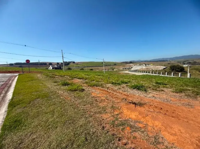 TERRENO DE ESQUINA À VENDA | ECOPARK SUNSET CAÇAPAVA/SP