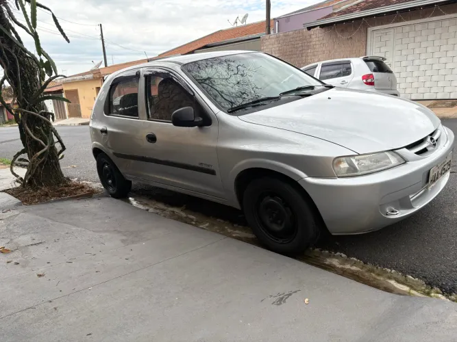 Chevrolet Celta Super 1.0 MPFI 8V Flexpower 5P 2006