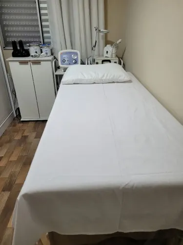 Vendo equipamentos para estética facial,corporal e depilação