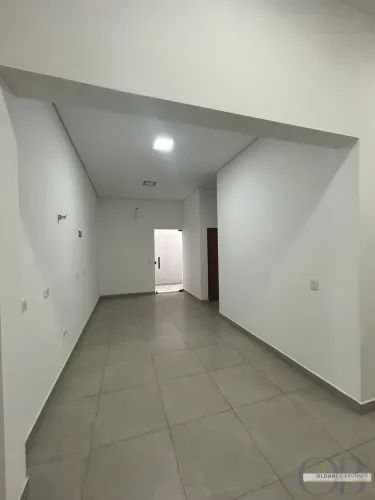 SALA COMERCIAL NO CENTRO DE UBATUBA