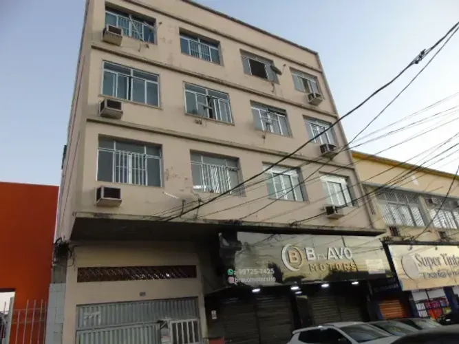 Imóvel para aluguel possui 47 metros quadrados com 2 quartos em Bento Ribeiro - Rio de Jan