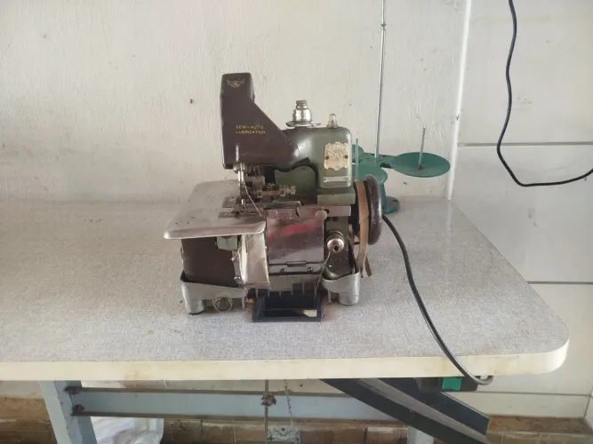 Máquina overclock fluindo man