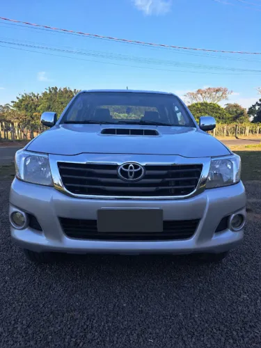 Toyota Hilux CD D4-d 4X4 3.0 TDI Dies. Mec. 2013