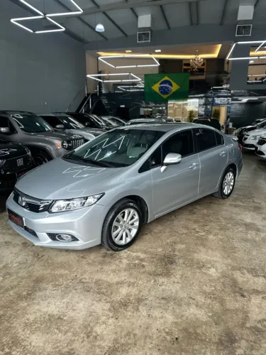 Honda Civic Sedan LXR 2.0 Flexone 16V Aut. 4P 2014