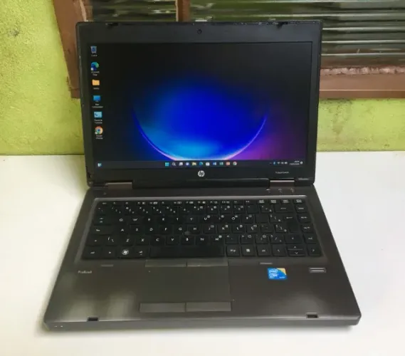 Notebook HP/i5 /8gb Ram /SSD 256gb /Win 11 /Bluetooth /Graphics 3000 /Tela 15 /Bateria OK