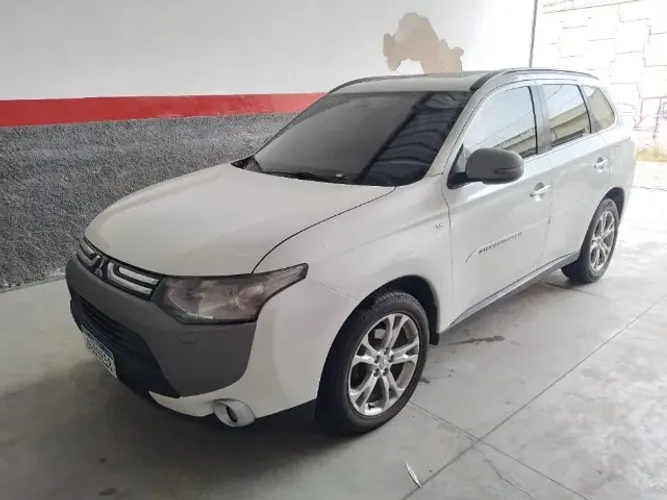 Mitsubishi Outlander 3.0/ GT 3.0 V6 Aut. 2014