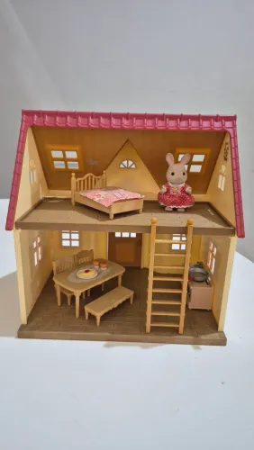 Minha Primeira Casa Sylvanian Families