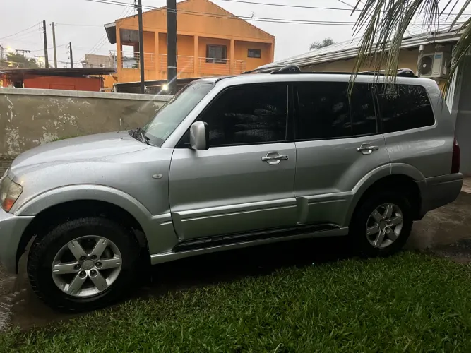 Mitsubishi Pajero Full GLS/gls/pkhpe 3.2 Dies.ti 5P 2007