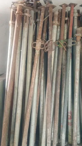 Vendo escoras metálicas