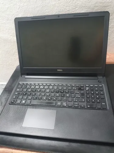 Notebook DELL Inspiron 15-3567 Intel i5 7200u (Graphics 620) 8gb ram 256 ssd