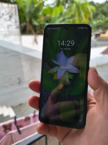 Vendo moto g6 blus 