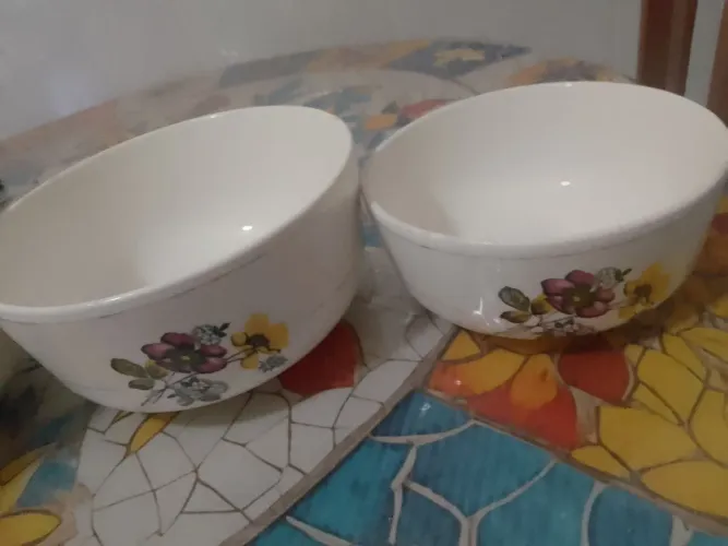 Jogo de tigelas antiga