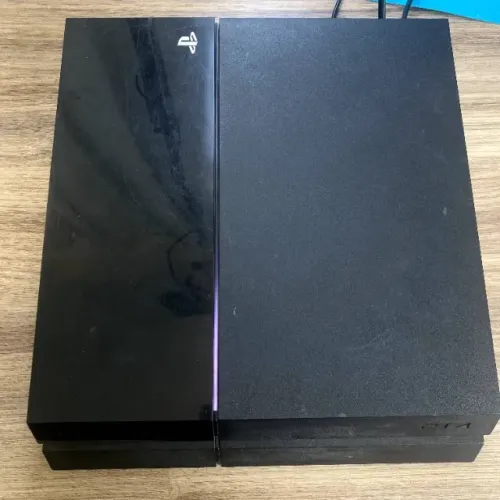 PS4 fat funcionando porem precisa por o CI hdmi