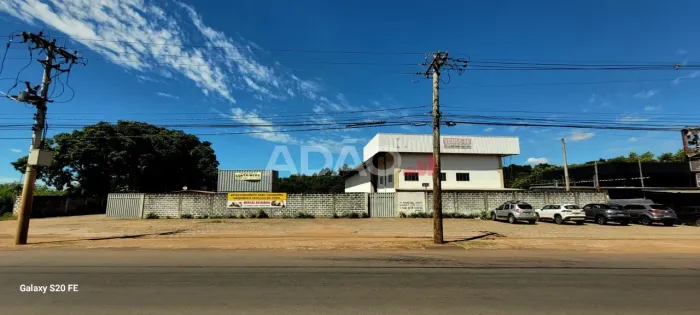 Área comercial Avenida Perimetral Norte