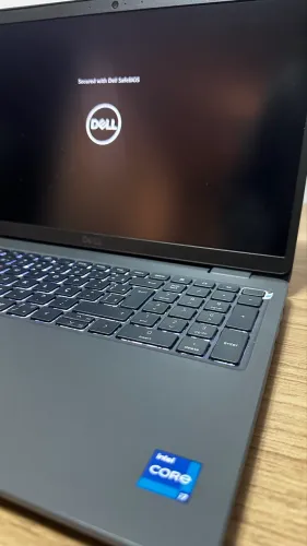 Notebook Dell Latitude 3540 - Core i7 13Gen - 32GB - 480GB Nvme - Win 11 Pro