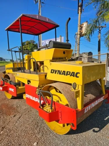 Rolo Compactador Dynapac CG21