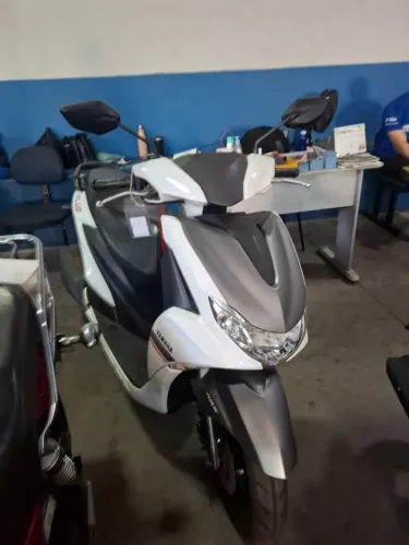 Yamaha Fluo 125cc 2022