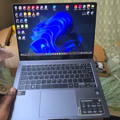 Galaxy Book4 Pro