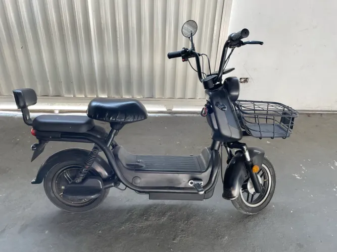 Scooter Bee u1X