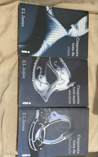 Trilogia Cinquenta Tons de Cinza Completa