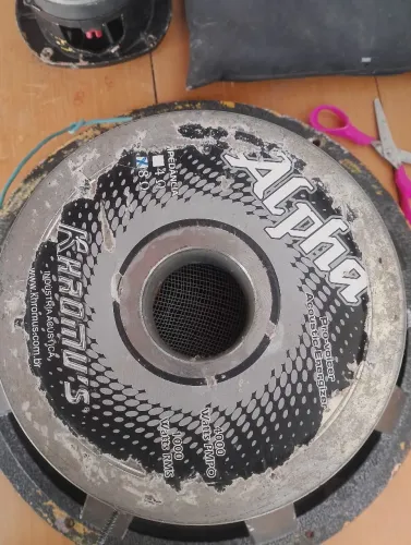 Vendo os acessórios de som para montar