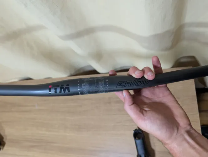Guidão Carbono ITM Eridy 760mm + Mesa ITM Kero 80mm