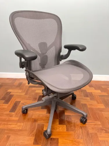 CADEIRA HERMAN MILLER NEW AERON Remastered