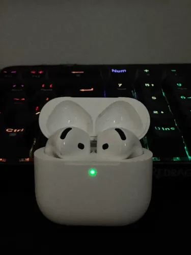 Air Pods 4 (Cancelamento de Ruído) Original - Garantia até 04/27