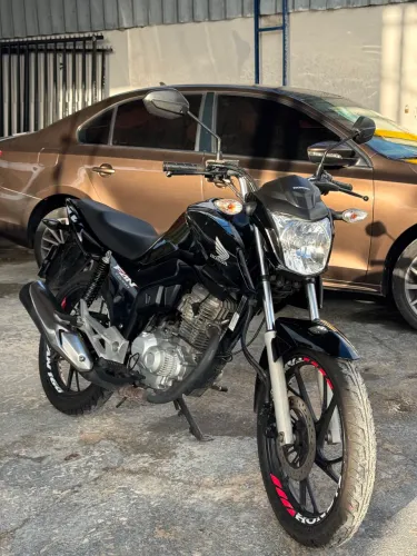 Fan 160 CG Analiso troca em motos de menor valor