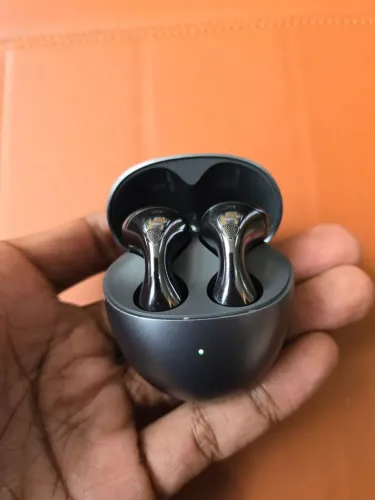 Huawei freebuds 6 perfeito.