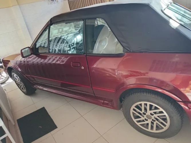Ford Escort XR3 1.8 / 1.6 Conversível 1991