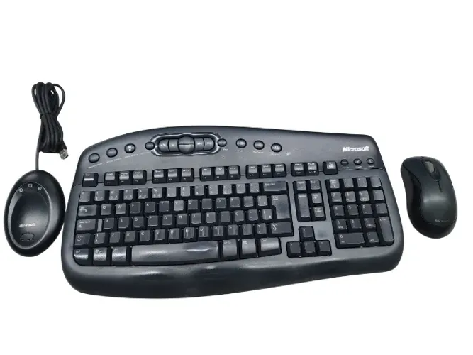 Kit Teclado e Mouse Sem Fio Microsoft - 1 Ano de Garantia!