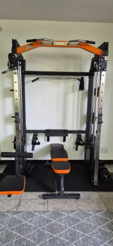 Estação de musculação megagym!