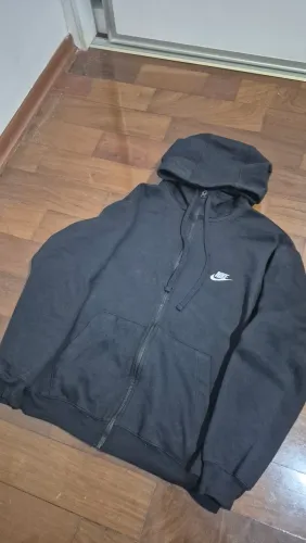 Jaqueta Nike Club Gola Alta com Zíper - Primeira Linha Premium, Estado de Nova