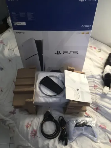 PS5 Slim com drive