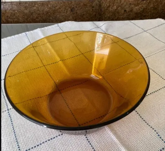 Saladeira Redonda Duralex Âmbar - pouco usada
