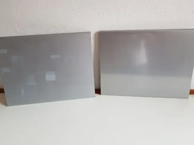 2 painéis de ferro