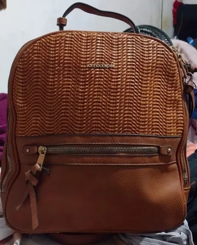 Mochila em couro puro, da sonho dos pés/ $  170.